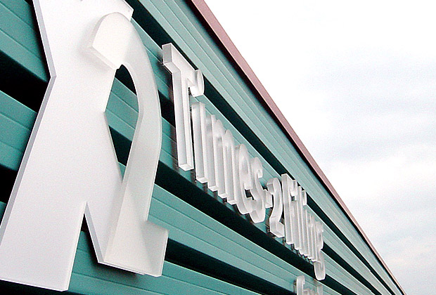 outdoor sign, business sign, wall sign, metal sign