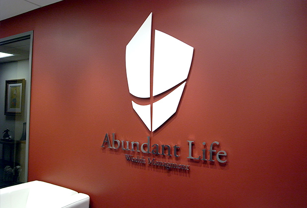 Art signs metal substitute signs add a sparkling look to any office sapces