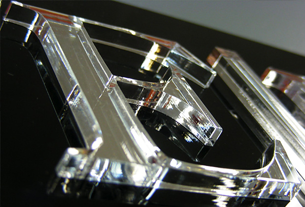 small mirroror mirror 3d sign