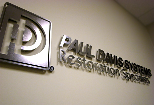 Art Signs creation brushed metal substitute acrylic with spacers on the back business office wall 3d corporate logo sign