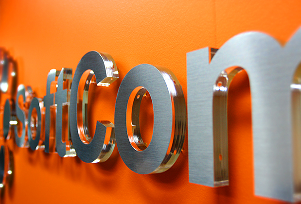 Wall mirror office 3d sign for Softcom Inc.- Email and Web Hosting services, Also myhosting.com, mail2web.com