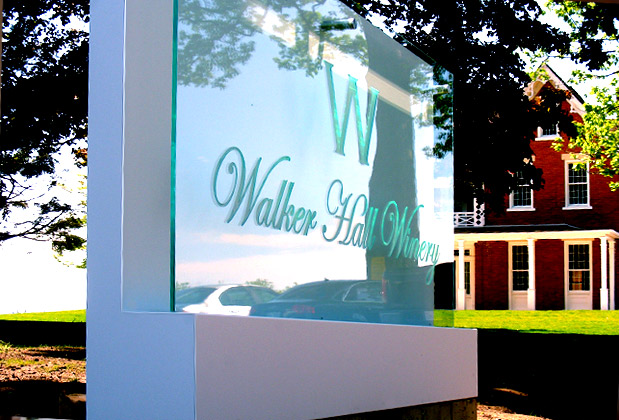 Outdoor illuminated sign 3d sign different angle for Walker Hall Winery