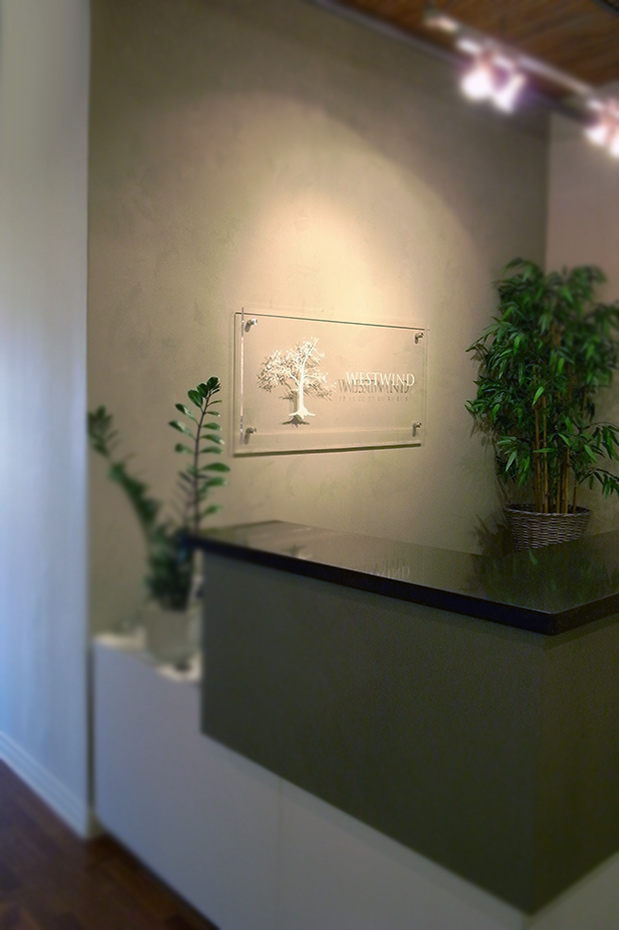 Dariusz Dawidczyk, Adas Dawidczyk and Tadeusz Dawidczyk are watching very carfully the signs and 3d sign mrket to provide your company with the best possible look for your office